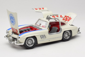 Mercedes 300SL #452 Mille Miglia 1955 Bianco Bburago 1:18 3015-M2 Pressofusione — immagine 2 di 8