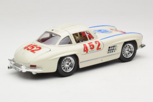 Mercedes 300SL #452 Mille Miglia 1955 Bianco Bburago 1:18 3015-M2 Pressofusione — immagine 3 di 8