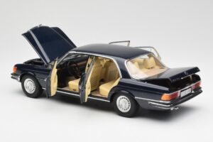 Mercedes 450 SEL 6.9 W116 Blu Scuro Revell 1:18 8956 Pressofusione — immagine 5 di 8