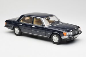 Mercedes 450 SEL 6.9 W116 Blu Scuro Revell 1:18 8956 Pressofusione — immagine 6 di 8