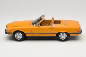 Mercedes 450 SL R107 Cayenne Orange Norev 1:18 183350 Pressofusione — immagine 6 di 10