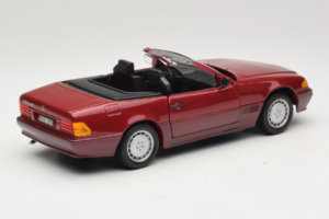 Mercedes 500 SL R129 Rosso Scuro Revell 1:18 8801 Pressofusione — immagine 3 di 8