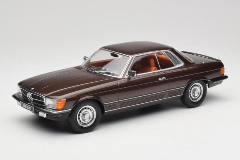 Mercedes 500 SLC C107 Beige Metallic KK-Scale 1:18 KKDC180851 Pressofusione