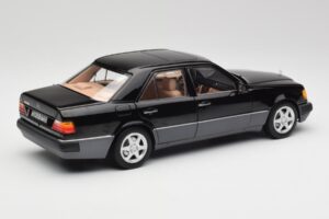 Mercedes 500E W124 Nero Edizione Limitata Norev 1:18 183949 Pressofusione — immagine 3 di 12