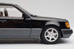 Mercedes 500E W124 Nero Edizione Limitata Norev 1:18 183949 Pressofusione — immagine 8 di 12
