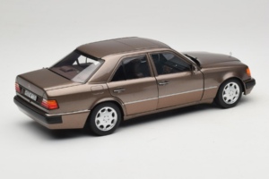 Mercedes 500E W124 Impala Metallic Norev 1:18 183954 Pressofusione — immagine 3 di 8