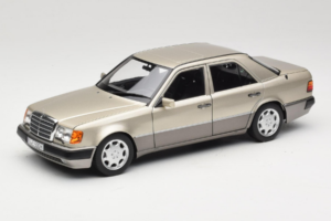 Mercedes 500E W124 Smoke Silver Edizione Concessionaria Norev 1:18 B66040724 Pressofusione