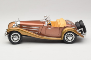 Mercedes 500K Roadster Rame Metallic Bburago 1:18 3020-P1 Pressofusione — immagine 4 di 8