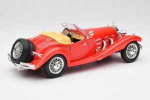 Mercedes 500K Roadster Rosso Bburago 1:18 3020 Pressofusione — immagine 3 di 8