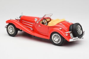 Mercedes 500K Roadster Rosso Bburago 1:18 3020 Pressofusione — immagine 7 di 8