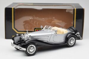 Mercedes 500K Roadster Argento Bburago 1:18 3020-M1 Pressofusione — immagine 8 di 8