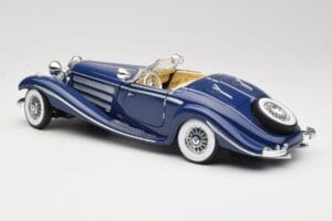 Mercedes 500K Special Roadster Blu Maisto 1:18 56059 Pressofusione — immagine 7 di 8