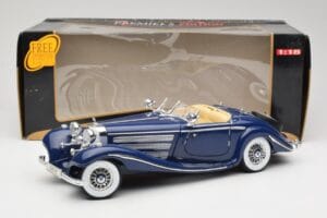 Mercedes 500K Special Roadster Blu Maisto 1:18 56059 Pressofusione — immagine 8 di 8