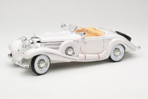 Mercedes 500K Special Roadster Bianco Premiere Edition Maisto 1:18 536055 Pressofusione