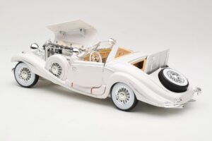 Mercedes 500K Special Roadster Bianco Premiere Edition Maisto 1:18 536055 Pressofusione — immagine 5 di 8