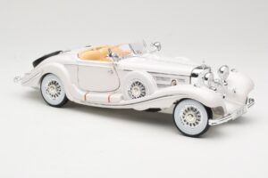 Mercedes 500K Special Roadster Bianco Premiere Edition Maisto 1:18 536055 Pressofusione — immagine 6 di 8