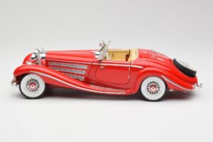 Mercedes 500K Special Roadster Rosso Maisto 1:18 56058 Pressofusione — immagine 4 di 8