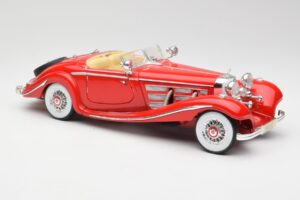 Mercedes 500K Special Roadster Rosso Maisto 1:18 56058 Pressofusione — immagine 6 di 8