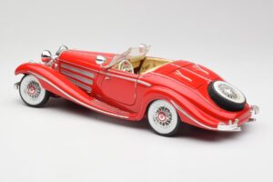 Mercedes 500K Special Roadster Rosso Maisto 1:18 56058 Pressofusione — immagine 7 di 8