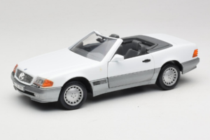 Mercedes 500 SL R129 Bianco Roadtough 1:18 Mercedes 500 SL R129 Bianco Roadtough 1:18 92048 Pressofusione