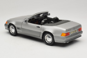 Mercedes 500SL R129 Argento Tchibo 1:18 TC001 Pressofusione — immagine 7 di 8