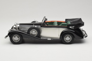 Mercedes 540K Cabriolet Nero Argento Cult Models 1:18 CML184-3 Pressofusione — immagine 3 di 6