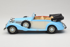 Mercedes 540K Cabriolet Blu Bianco Cult Models 1:18 CML184-2 Pressofusione — immagine 3 di 6