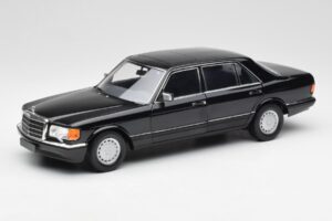 Mercedes 560 SEL W126 Nero Edizione Dealer Norev 1:18 B66040599 Pressofusione