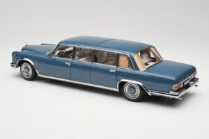 Mercedes 600 Pullman W100 Blu NZG 1:18 B66040707 Pressofusione — immagine 7 di 8