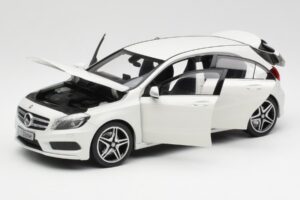 Mercedes A-Class W176 Cirrus Bianco Norev 1:18 B66960126 Pressofusione — immagine 2 di 8