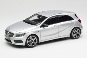 Mercedes A-Class W176 Polar Argento Norev 1:18 B66960139 Pressofusione