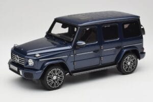 Mercedes AMG G 63 L W465 Blu Scuro Norev 1:18 B66960663 Pressofusione