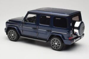 Mercedes AMG G 63 L W465 Blu Scuro Norev 1:18 B66960663 Pressofusione — immagine 7 di 8