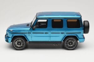 Mercedes AMG G63 W463 Hyper Blue Magno GT Spirit 1:18 GT925 Resina — immagine 3 di 6