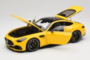 Mercedes AMG GT 43 C192 Turbo Sun Yellow NZG 1:18 B66960587 Pressofusione — immagine 2 di 8