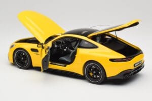 Mercedes AMG GT 43 C192 Turbo Sun Yellow NZG 1:18 B66960587 Pressofusione — immagine 5 di 8