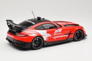 Mercedes AMG GT C190 Black Series Safety Car F1 2022 Minichamps 1:18 155032090 Pressofusione — immagine 2 di 6