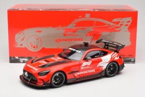 Mercedes AMG GT C190 Black Series Safety Car F1 2024 Minichamps 1:18 110032090 Pressofusione — immagine 8 di 8