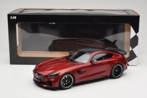 Mercedes AMG GT R C190 Jupiter Red Metallic Minichamps 1:18 155036027 Pressofusione — immagine 6 di 6