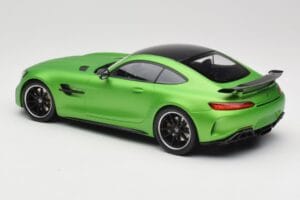 Mercedes AMG GT R C190 Verde Opaco Minichamps 1:18 155036020 Pressofusione — immagine 5 di 6