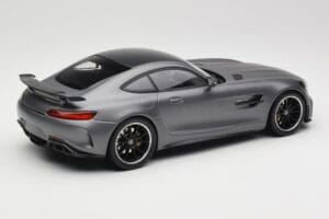 Mercedes AMG GT R C190 Grigio Opaco Metallizzato Minichamps 1:18 155036026 Pressofusione — immagine 2 di 6