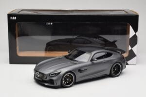 Mercedes AMG GT R C190 Grigio Opaco Metallizzato Minichamps 1:18 155036026 Pressofusione — immagine 6 di 6