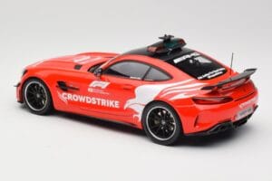Mercedes AMG GT R C190 Safety Car F1 2021 Minichamps 1:18 155036095 Pressofusione — immagine 5 di 6