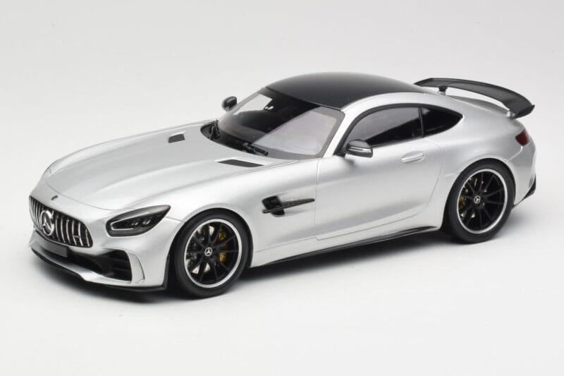 Mercedes AMG GT R C190 Argento Minichamps 1:18 155036025 Pressofusione