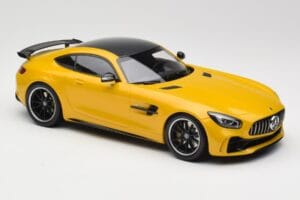 Mercedes AMG GT R C190 Giallo Minichamps 1:18 155036021 Pressofusione — immagine 4 di 6