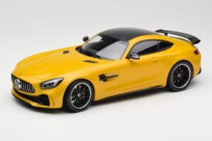 Mercedes AMG GT R C190 Giallo Minichamps 1:18 155036021 Pressofusione