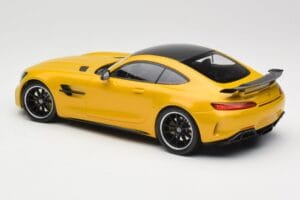 Mercedes AMG GT R C190 Giallo Minichamps 1:18 155036021 Pressofusione — immagine 5 di 6