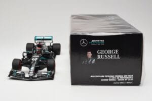 Mercedes AMG Petronas W11 #63 G. Russell Sakhir GP 2020 Minichamps 1:18 110201663 Pressofusione — immagine 6 di 6