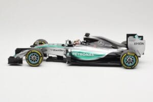 Mercedes AMG Petronas W06 Hybrid #44 L. Hamilton F1 World Champion 2015 Minichamps 1:18 186150044 Pressofusione — immagine 3 di 6