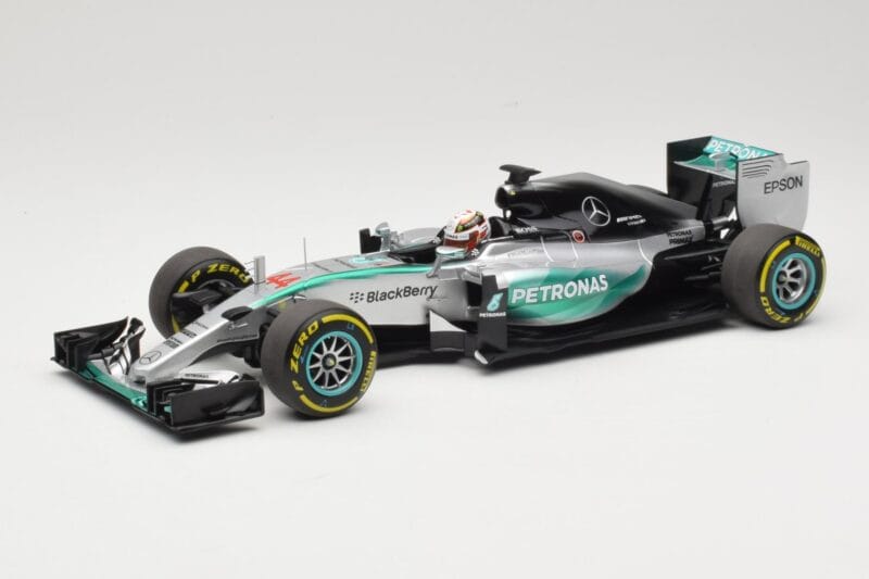 Mercedes AMG Petronas W06 Hybrid #44 L. Hamilton F1 World Champion 2015 Minichamps 1:18 186150044 Pressofusione